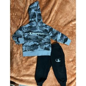 Champion sweat suit